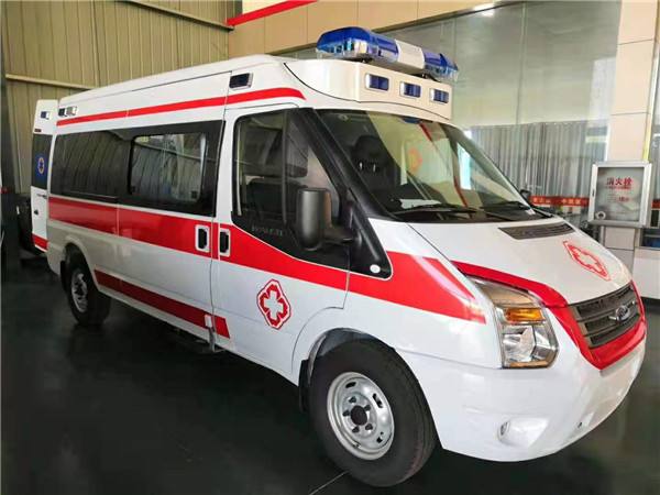 元谋县福特V362救护车